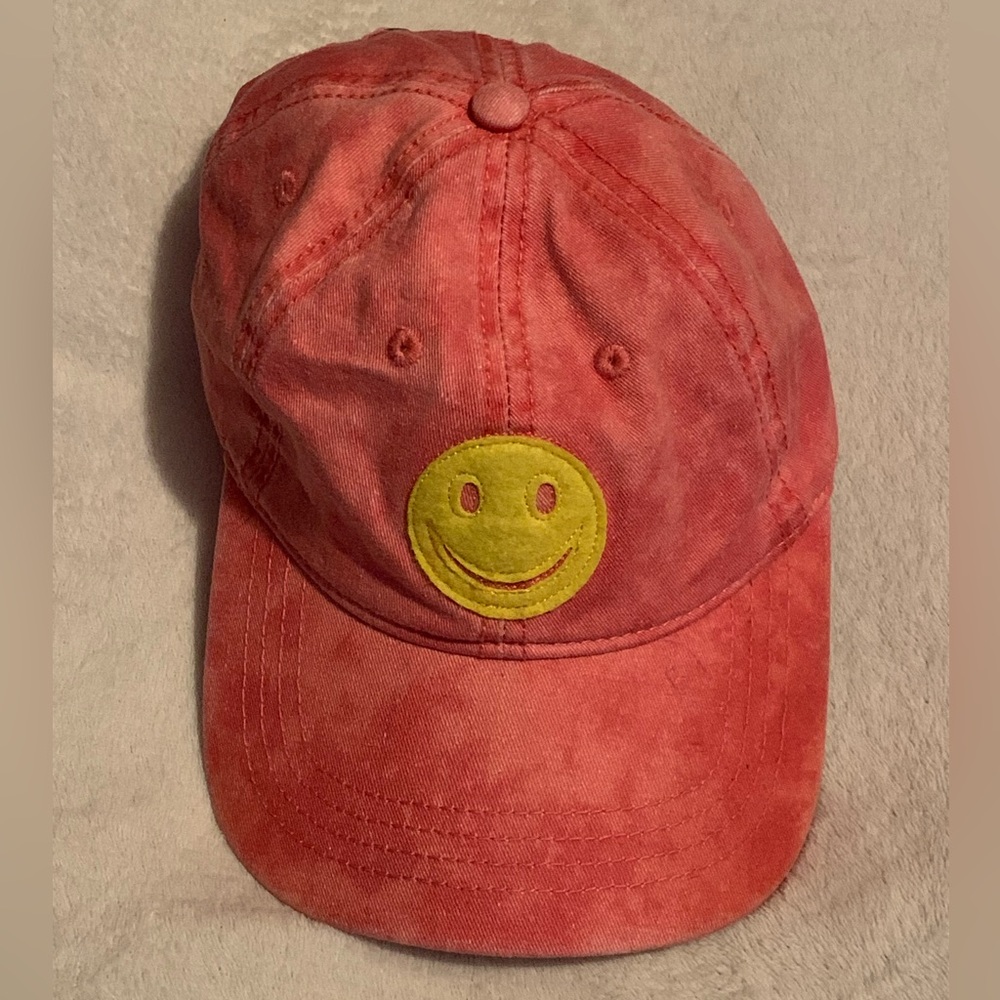 WOMEN’s Home Free Smile Face hat